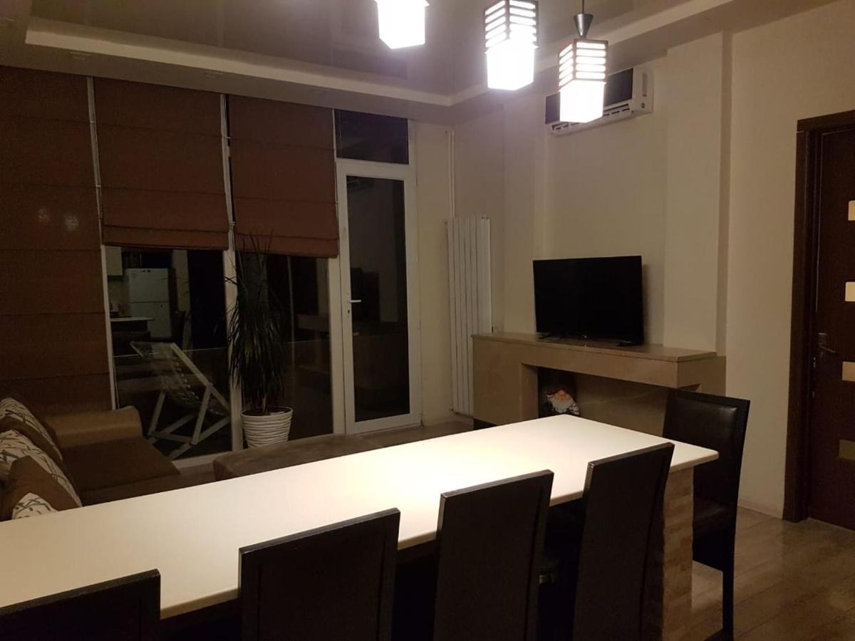 Apartment Magnolia Batumi Exterior foto